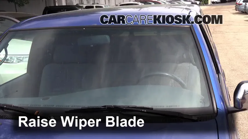 1996 Toyota T100 SR5 3.4L V6 Extended Cab Pickup Windshield Wiper Blade (Front)